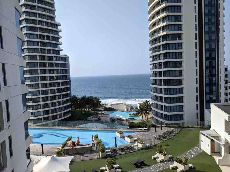 Umhlanga Stunning Sea Facing Apartment Durban Exterior photo